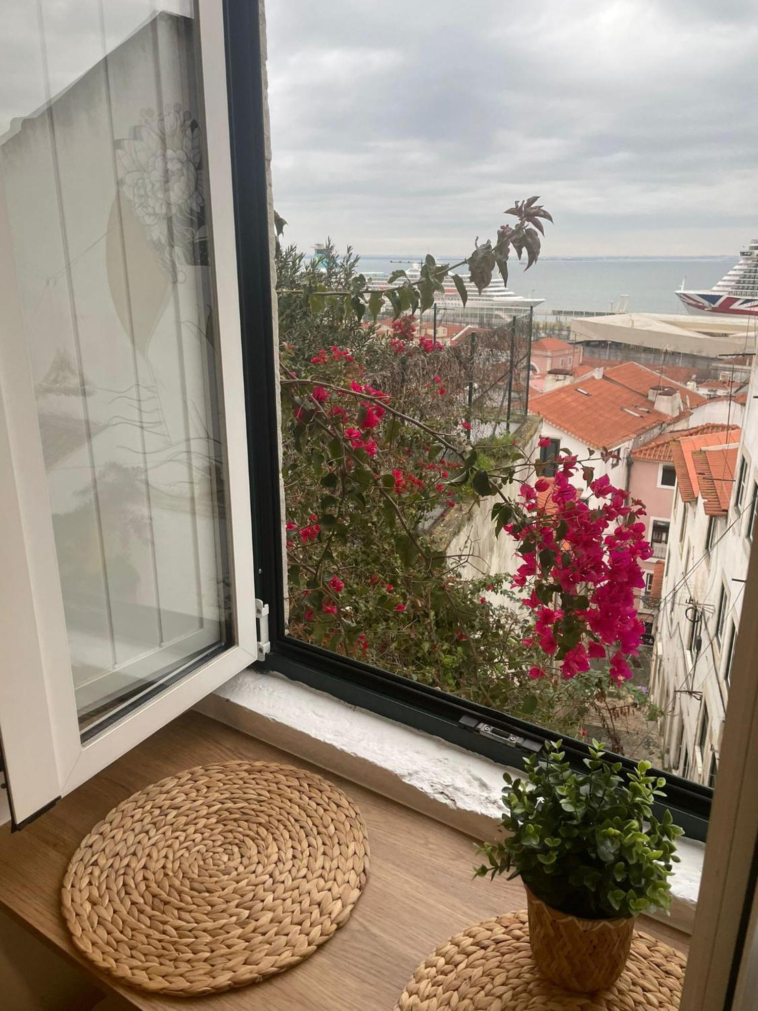 Alfama Authentic Lisbon Apartment Екстериор снимка