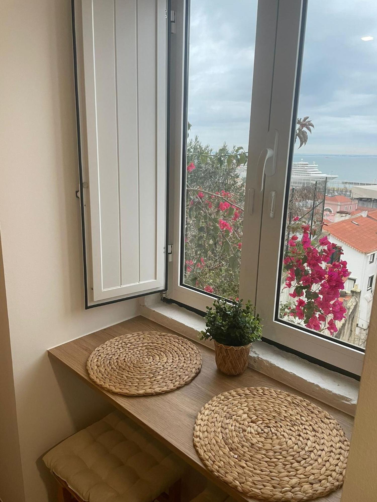 Alfama Authentic Lisbon Apartment Екстериор снимка